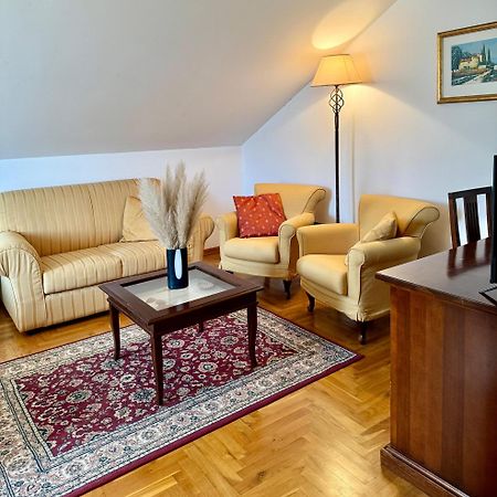 Villa Rava Hotel & Restaurant Kültér fotó