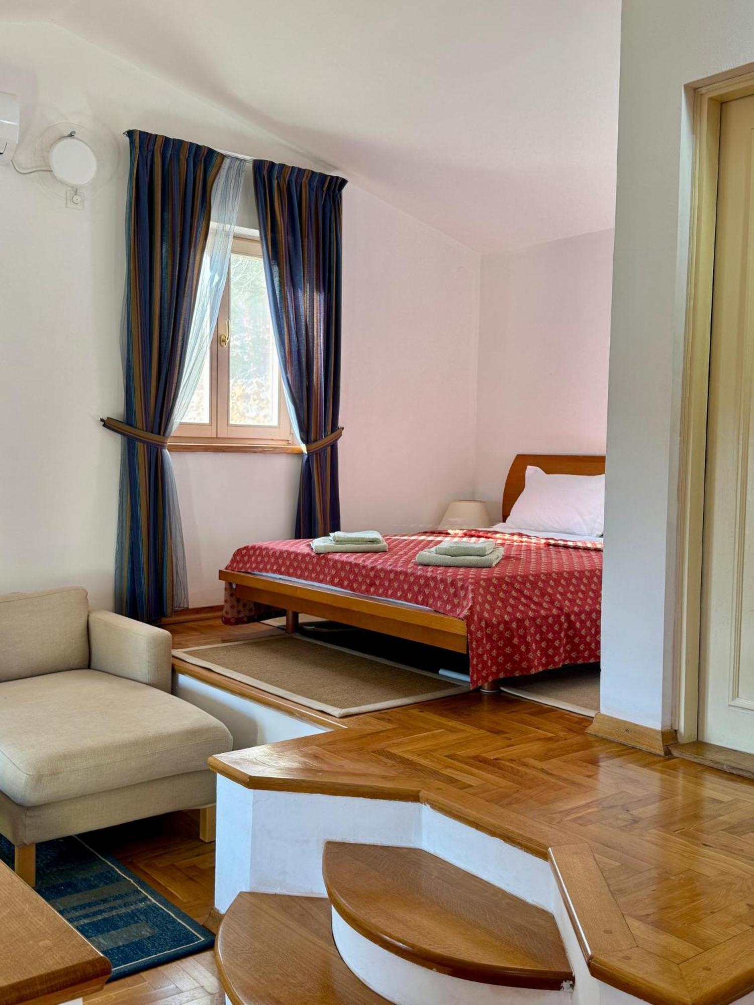 Villa Rava Hotel & Restaurant Kültér fotó