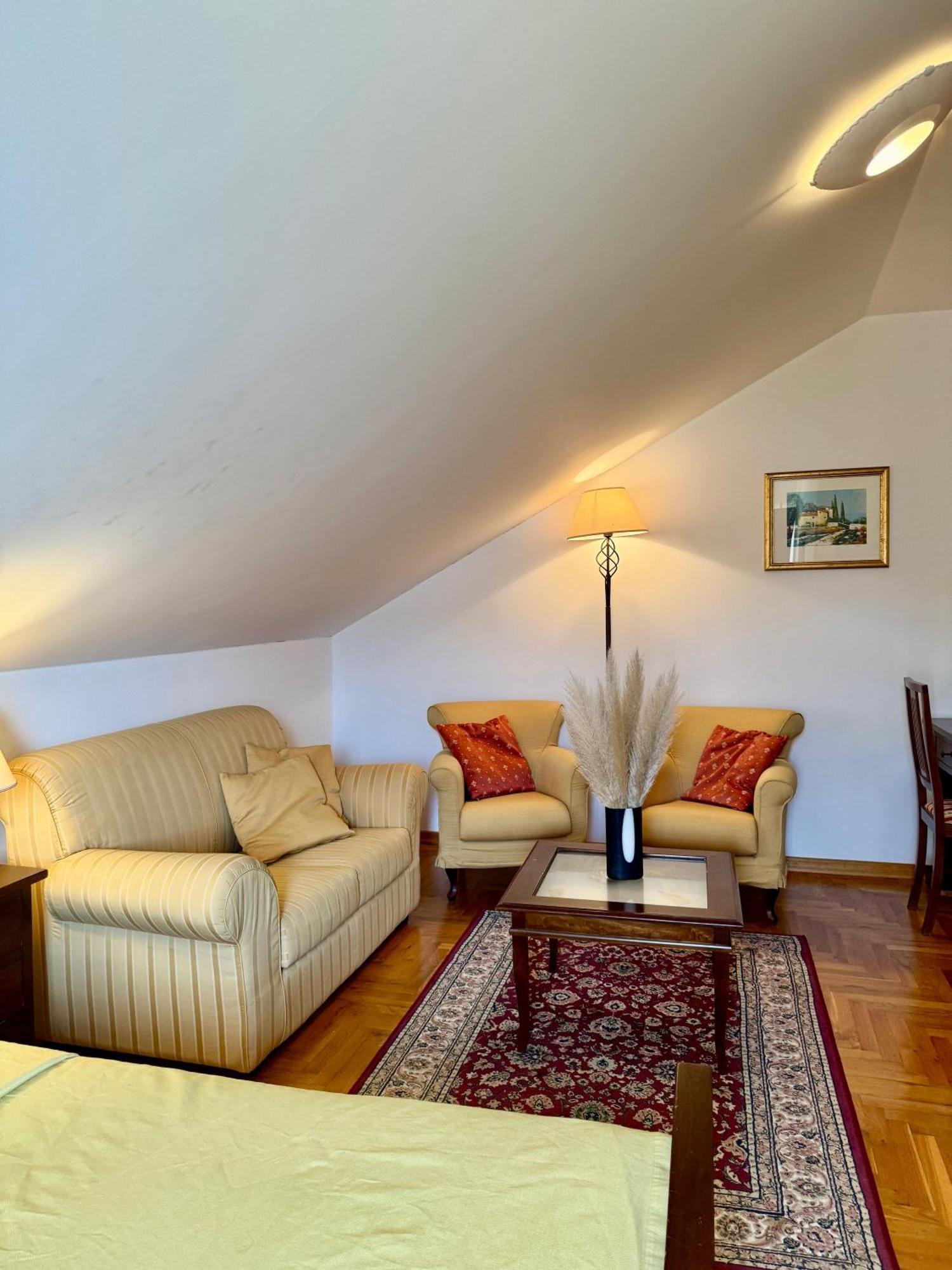 Villa Rava Hotel & Restaurant Kültér fotó
